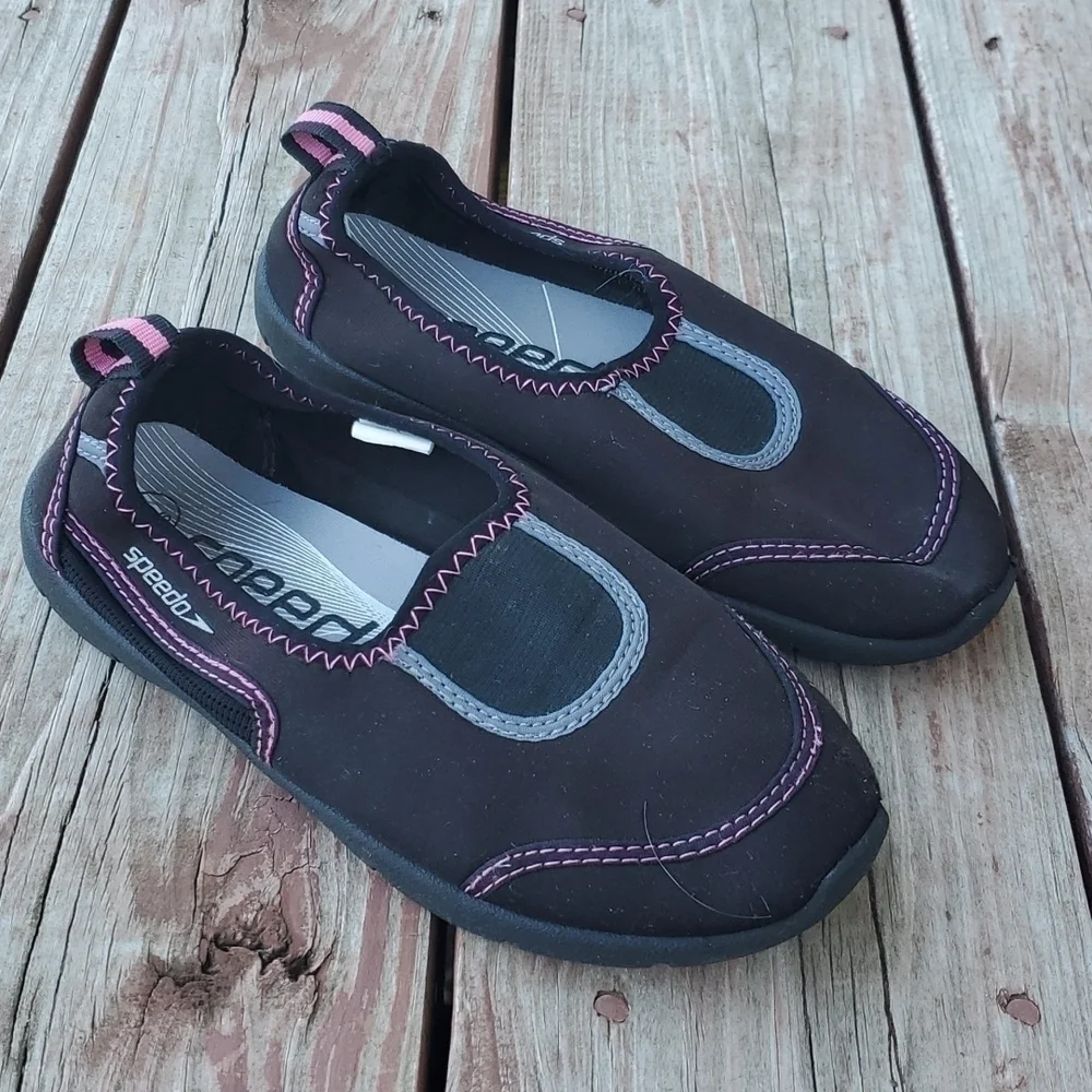 Speedo Kids Girls Water Shoes Loafer Flats sz S 5/6 outdoor